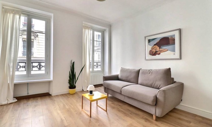 Montmartre Apartment | 27 m² Apartment ∙ 2 guests