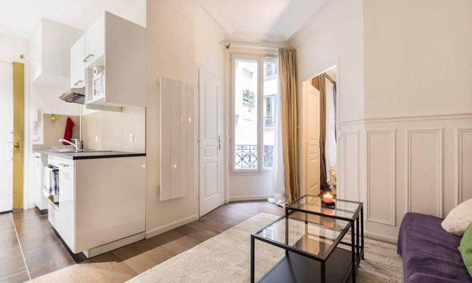 Saint-Fargeau Apartment | 30 m² Apartment ∙ 1 bedroom ∙ 2 guests