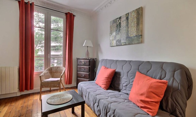 Quartier de Javel Apartment | 34 m² Apartment ∙ 1 bedroom ∙ 2 guests