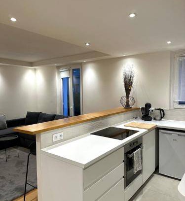 Republique–Point-du-Jour Apartment | 50 m² Apartment ∙ 1 bedroom ∙ 4 guests