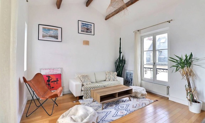 Quartier de l'Ecole-Militaire Apartment | 52 m² Apartment ∙ 2 bedrooms ∙ 3 guests