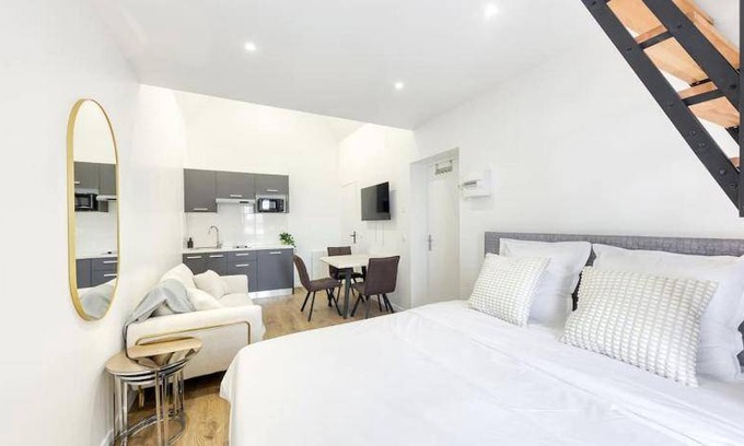 Bobigny Apartment | 55 m² Apartment ∙ 2 bedrooms ∙ 4 guests