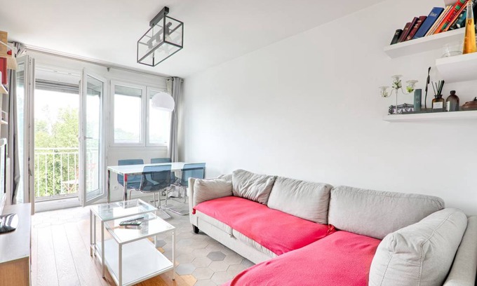 Saint-Maurice Apartment | 57 m² Apartment ∙ 2 bedrooms ∙ 7 guests