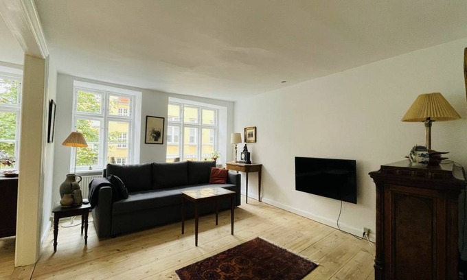 Copenhagen City Centre Apartment | 75 m² Apartment ∙ 1 bedroom ∙ 4 guests