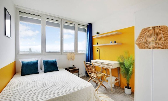 Le Kremlin-Bicetre Resort | 76 m² Private room ∙ 1 bedroom ∙ 4 guests