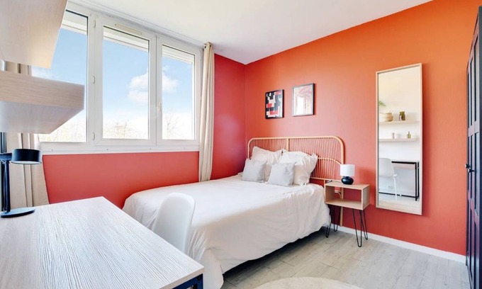 Le Kremlin-Bicetre Resort | 80 m² Private room ∙ 1 bedroom ∙ 5 guests