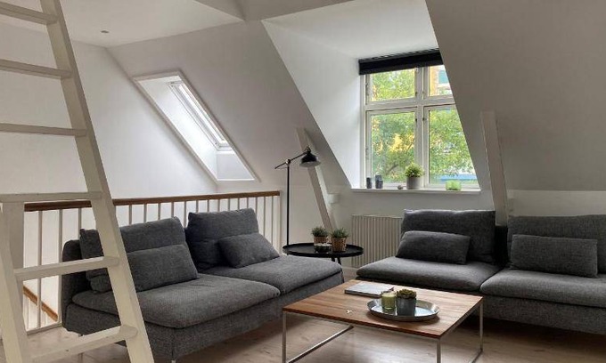 Frederiksberg Apartment | 93 m² Apartment ∙ 1 bedroom ∙ 6 guests