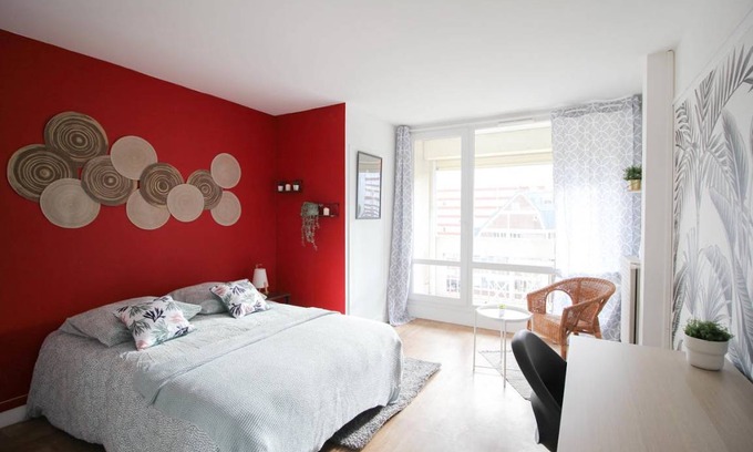 Levallois-Perret Resort | 93 m² Private room ∙ 1 bedroom ∙ 5 guests