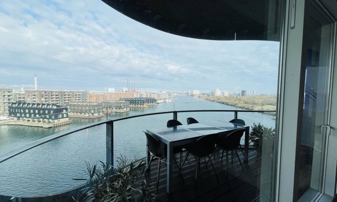 Sydhavnen Apartment | 95 m² Apartment ∙ 1 bedroom ∙ 2 guests