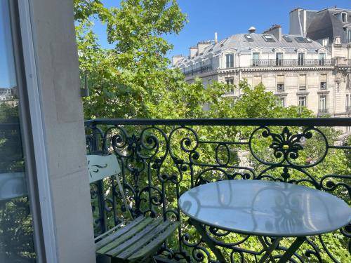 Saint-Merri Apartment | Apartment ∙ 2 bedrooms ∙ 6 guests
