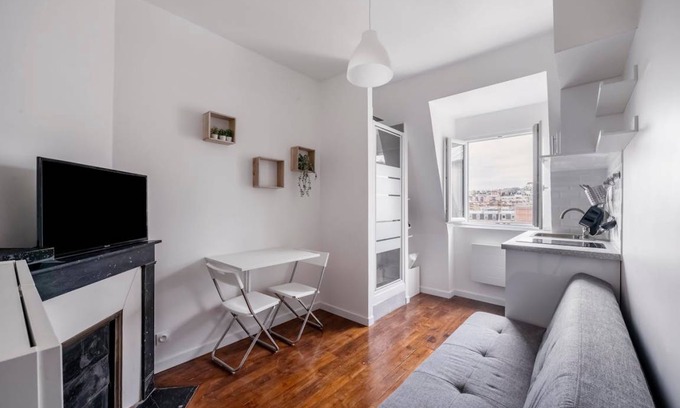 18th Arrondissement Apartment | Apartment ∙ 2 guests