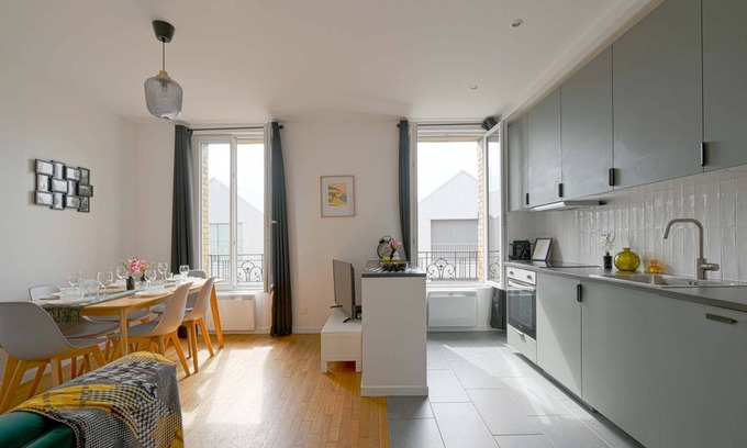 Vitry-sur-Seine Apartment | Apartment ∙ 5 bedrooms ∙ 10 guests