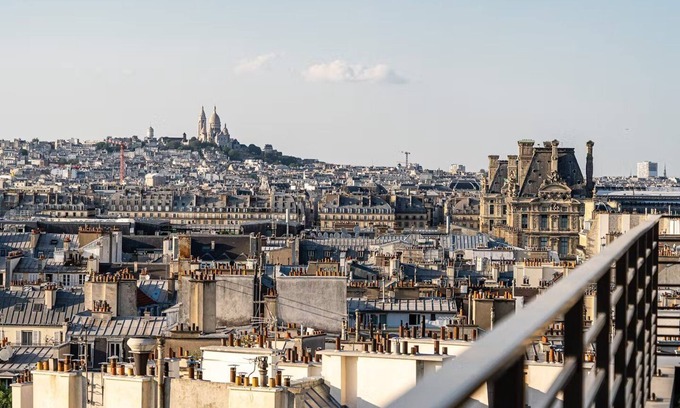 Saint-Thomas-d'Aquin Apartment | Appartement-luxe-Saint-Germain-des-pres-penthouse 360-degree city views
