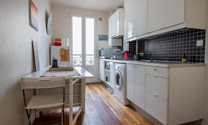 15th Arrondissement Apartment | Beautiful apartment in BEAUGRENELLE