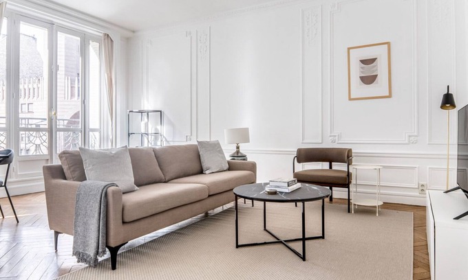 Quartier de la Plaine-de-Monceaux Apartment | Blueground | Porte de Champerret, elev, nr Neuilly