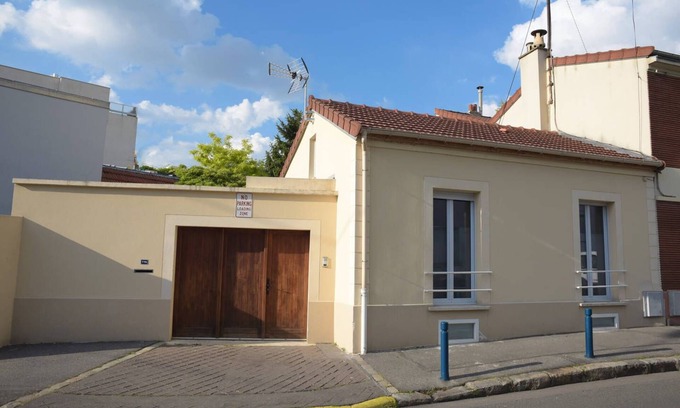 Pantin House | Charming town house very close to Paris.