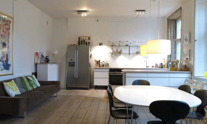 Christianshavn Apartment | City Apartment in Copenhagen with 2 bedrooms sleeps 5