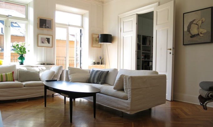 Frederiksberg C Apartment | City Apartment in Frederiksberg with 4 bedrooms sleeps 7