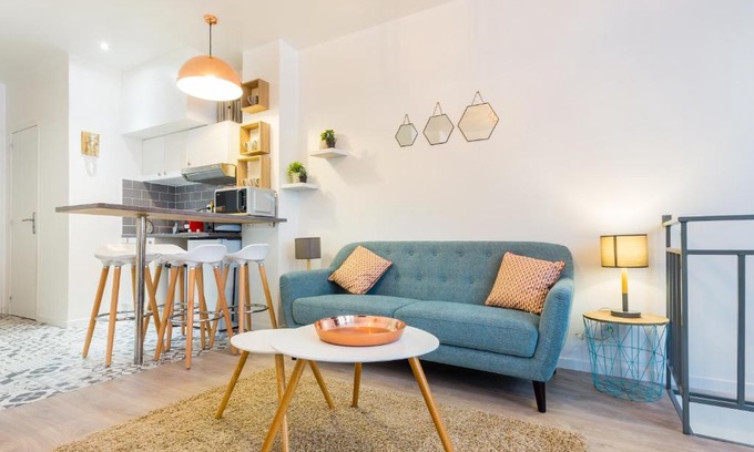 18th Arrondissement Apartment | CMG Sacre Coeur__Hermel