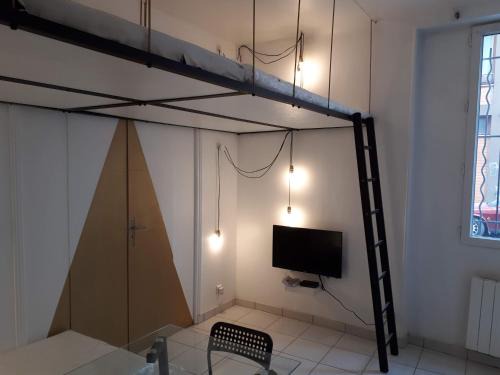 Montreuil Apartment | Enjoyable 20m² MONTREUIL 5 minutes Paris