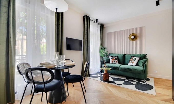 Quartier de Javel Apartment | Entire apartment near the Eiffel Tower