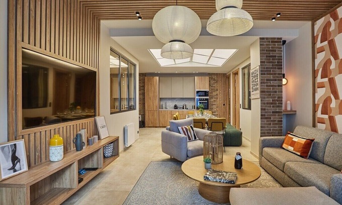 18th Arrondissement Apartment | Exceptional apartment near Montmartre 10 people