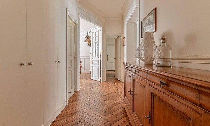 Batignolles Apartment | Florence St. Lazare 2 bedroom apartment