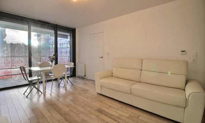 Billancourt–Rives de Seine Apartment | 48 m² Apartment ∙ 1 bedroom ∙ 1 guest
