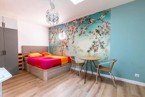 Saint-Vincent-de-Paul Apartment | Gare du Nord Confortable pied à terre avec patio