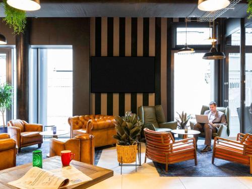 Puteaux Hotel | ibis Styles Puteaux Paris La Defense