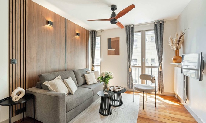 Arsenal Apartment | Le Marais - Fully refurnished flat with lift