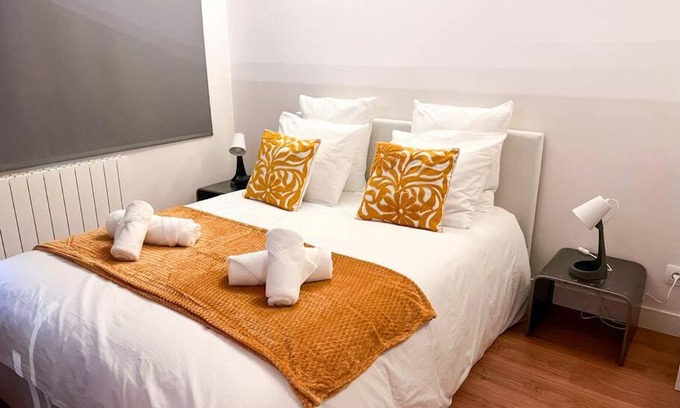 Le Kremlin-Bicetre Apartment | Le refuge paisible, parking, proche Paris