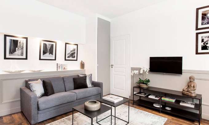 Arts-et-Metiers Apartment | LivinParis | Luxury 2 Bedrooms Grand-Boulevard I