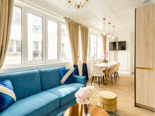 Quartier de la Porte-Saint-Denis Apartment | Merveil - Luxury Suite - Marais - Poissonniere