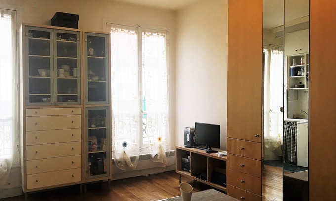 17th Arrondissement Apartment | Monceau (Claude Pouillet) ID 302