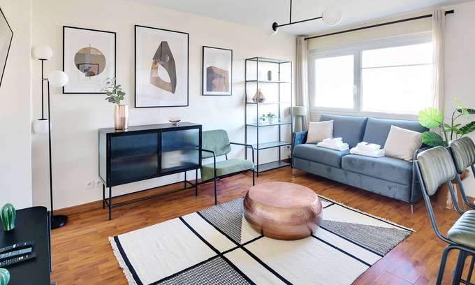 Republique–Point-du-Jour Apartment | Nice apartment 4 or 6 Pers. - MARCEL SAMBAT / ST CLOUD - Mobility lease