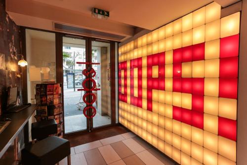 Croulebarbe Hostel | Oops! Latin quarter by Hiphophostels