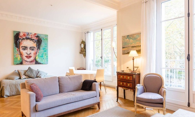 Quartier de l'Ecole-Militaire Apartment | Parisian Home | 1 chambre | Champ de Mars