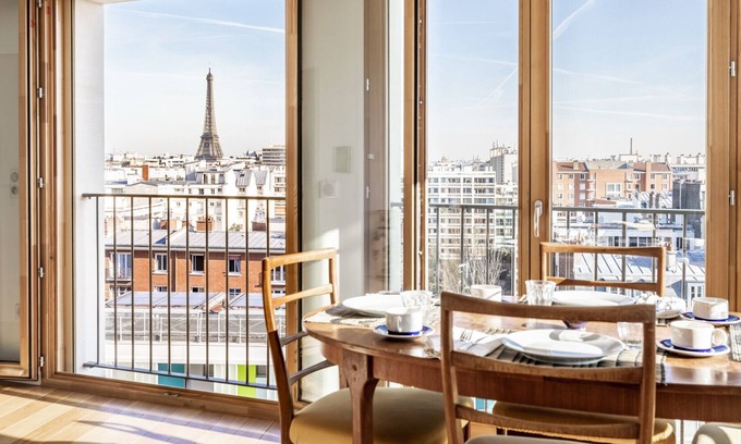 Quartier de Javel Condo | Perfect spacious 2bed with incredible Eiffel Tower view