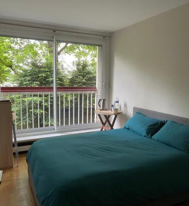 Silly-Gallieni Apartment | Petit studio tout équipé