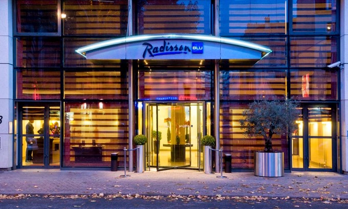 Republique–Point-du-Jour Hotel | Radisson Blu Hotel, Paris Boulogne
