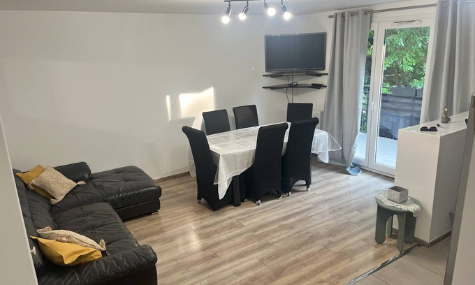 Choisy-le-Roi Apartment | T4 15 min from Notre-Dame by RER C - 3 bedrooms.