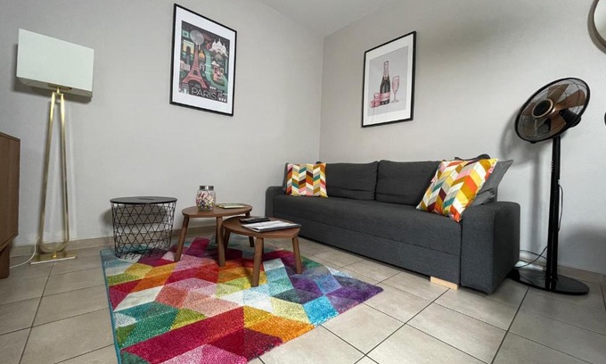 Aubervilliers Apartment | Urban Garden - 1 chambre - Paris Stade de France - Parking & Terrasse