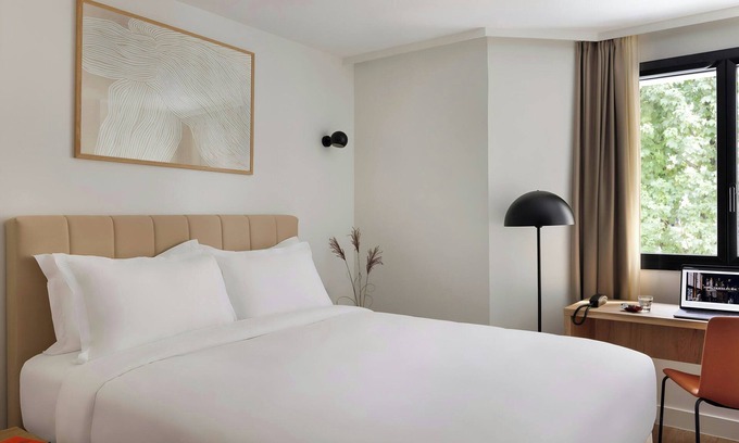 Vanves Hotel | Yvette Hotel Porte de Versailles, Sonder by Marriott Bonvoy