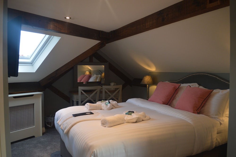 Waltham Forest Hotel | The Royal Oak