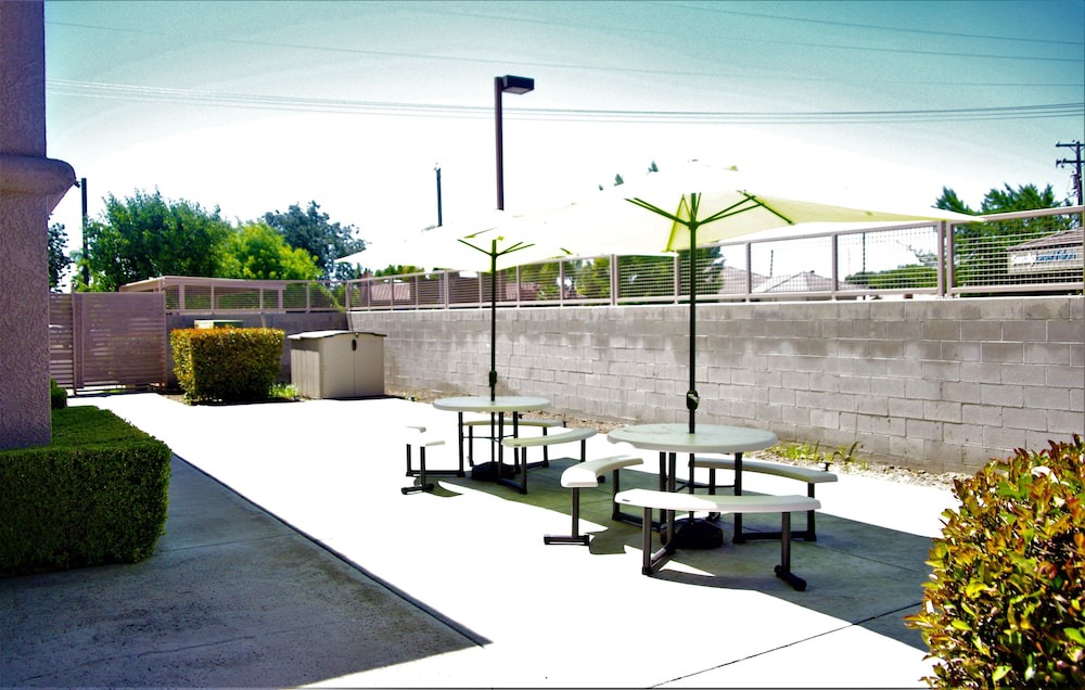 Tulare Hotel | Comfort Suites Tulare