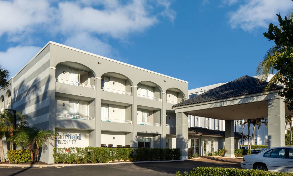 Palm Beach Hotel | Fairfield Inn and Suites by Marriott Palm Beach