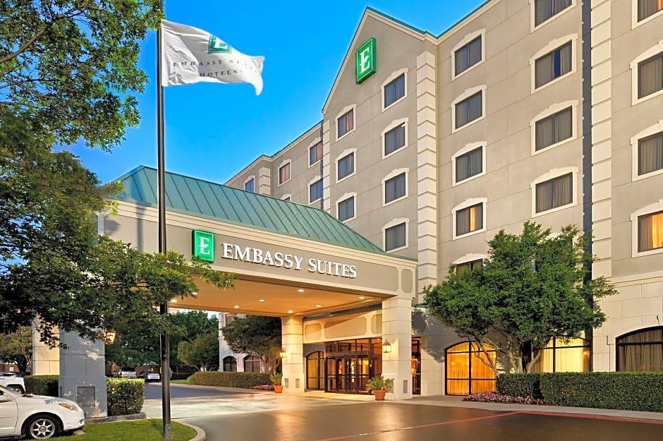 Far North Dallas Hotel | Embassy Suites by Hilton Dallas Near the Galleria