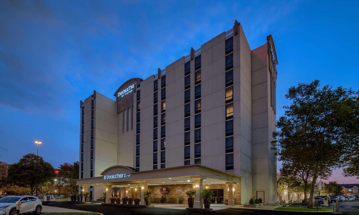 Primos Secane Hotel | DoubleTree by Hilton Philadelphia Airport