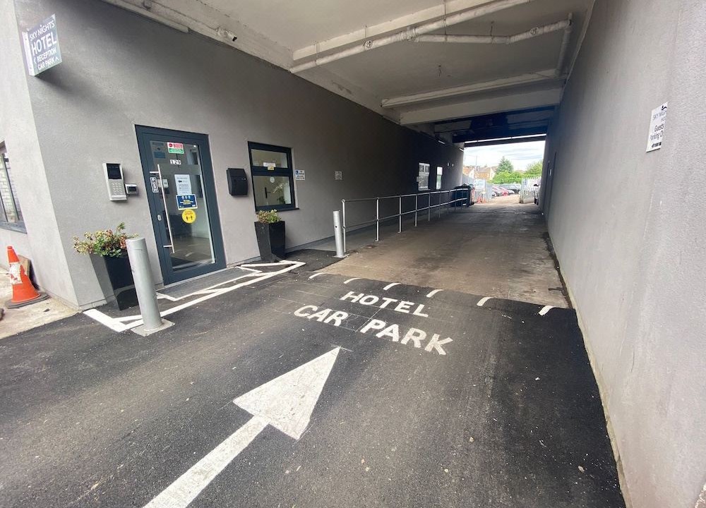 Hillingdon Hotel | Sky Nights Hotel London Heathrow